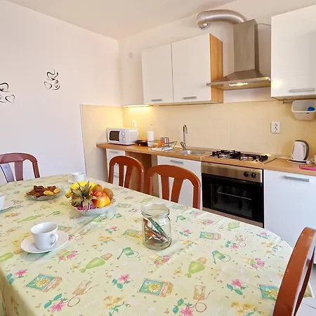 Marina Apartment